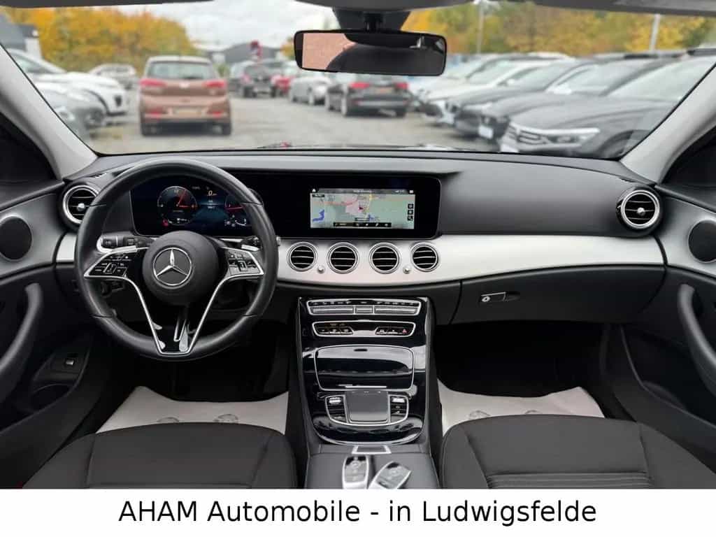 Mercedes-Benz E-Class d Avantgarde|PANO|WIDESCREEN|FACELIFT|TEMP. 05/2021-photo-26