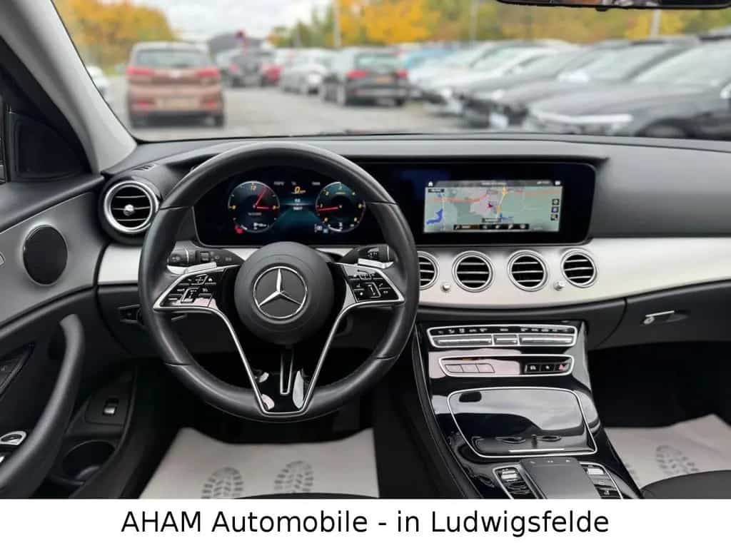 Mercedes-Benz E-Class d Avantgarde|PANO|WIDESCREEN|FACELIFT|TEMP. 05/2021-photo-27