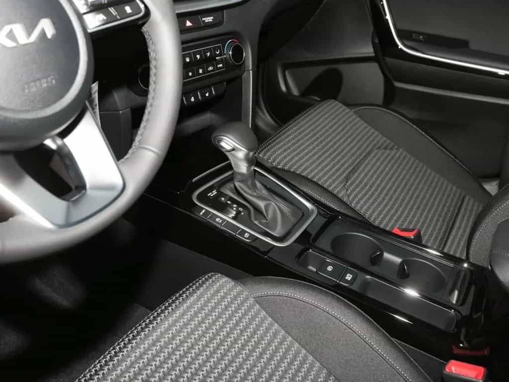Kia Ceed 1.5T DCT Vision Navi Komfort-plus-Paket AC 10/2025-photo-12