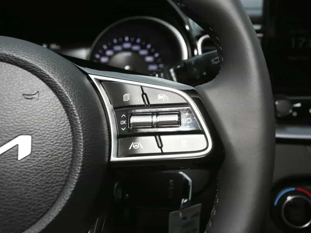 Kia Ceed 1.5T DCT Vision Navi Komfort-plus-Paket AC 10/2025-photo-14