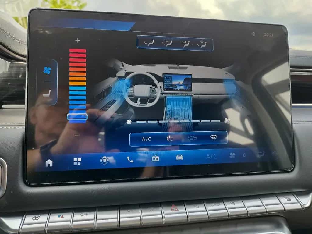 Foton 4 Ultra Pickup 4WD,AT,Leder/Sitzheizung/Carplay null-photo-11