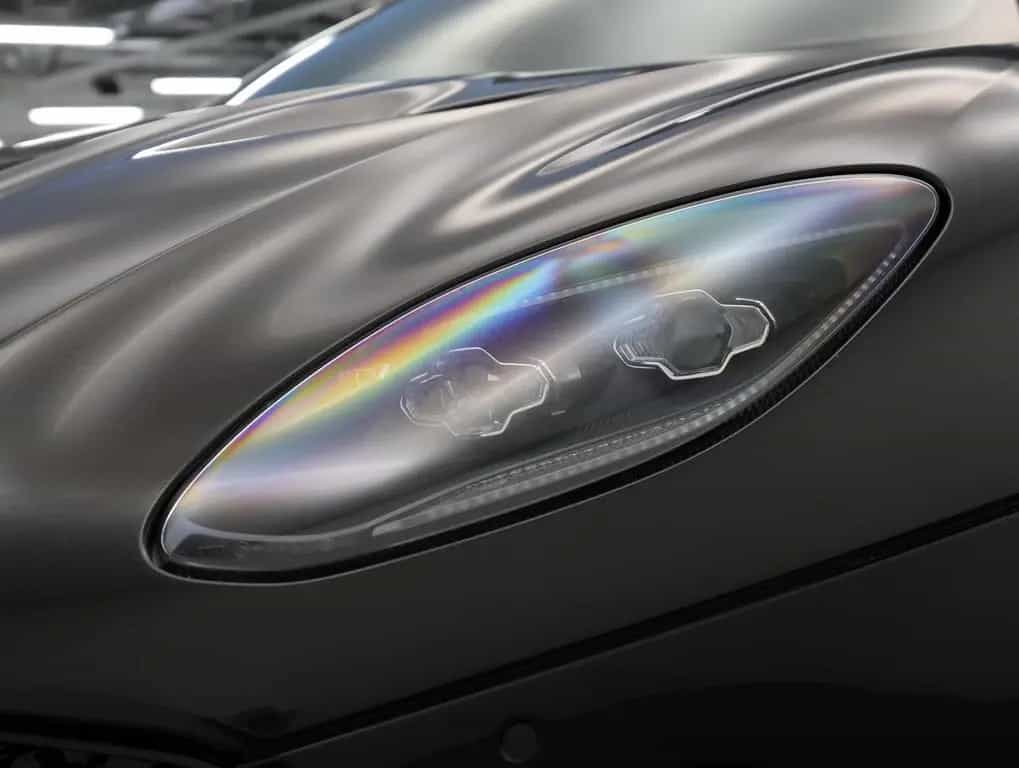 Aston Martin DBS 05/2022-photo-26