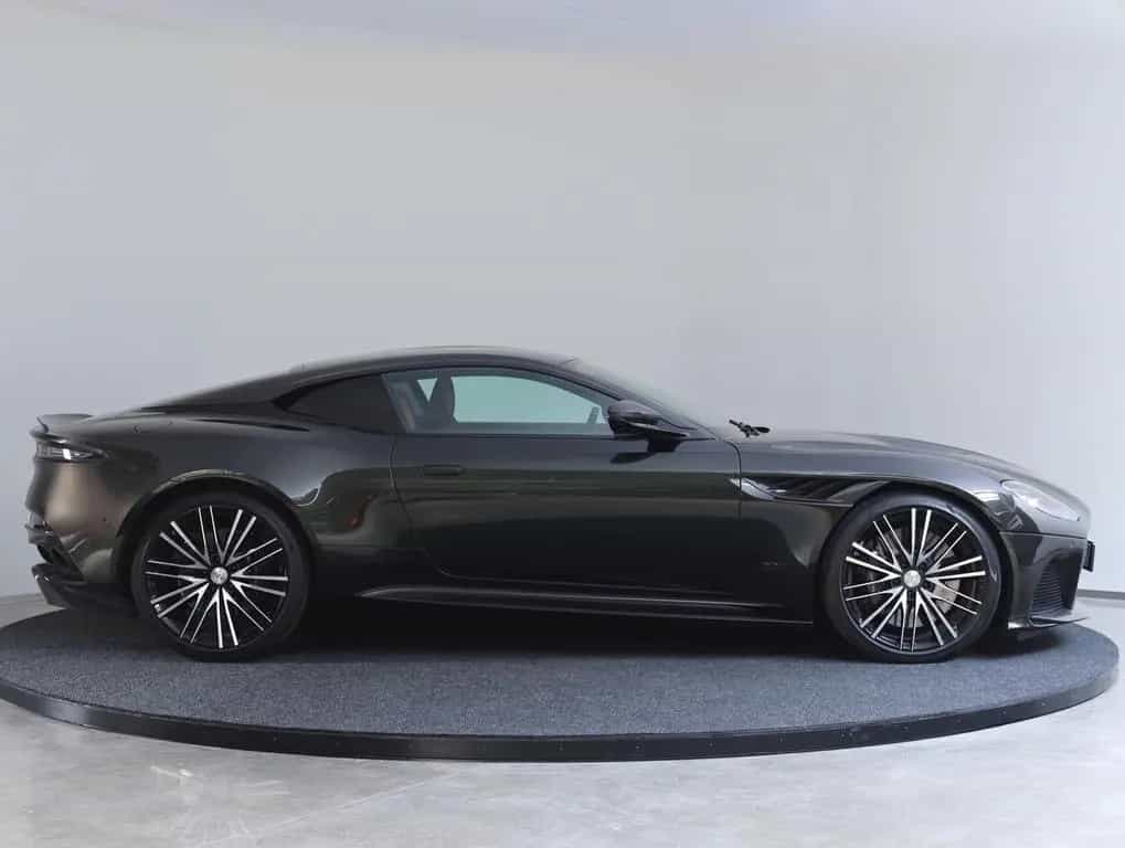 Aston Martin DBS 05/2022-photo-3