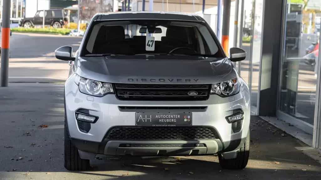 Land Rover Discovery Sport 4x4*TÜV NEU*SPUR*NAVI*TEMPOMAT* 08/2019-photo-1