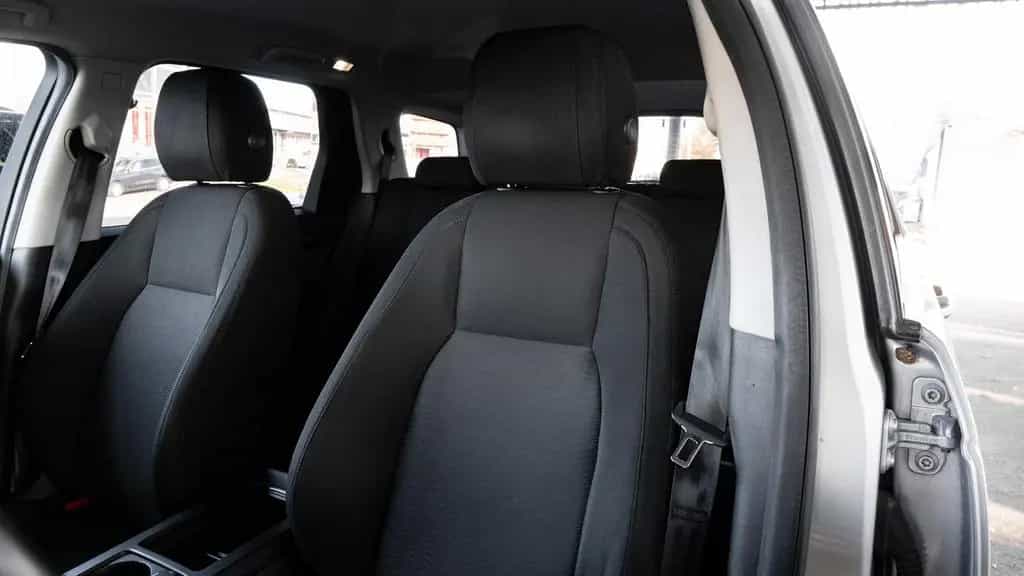 Land Rover Discovery Sport 4x4*TÜV NEU*SPUR*NAVI*TEMPOMAT* 08/2019-photo-11