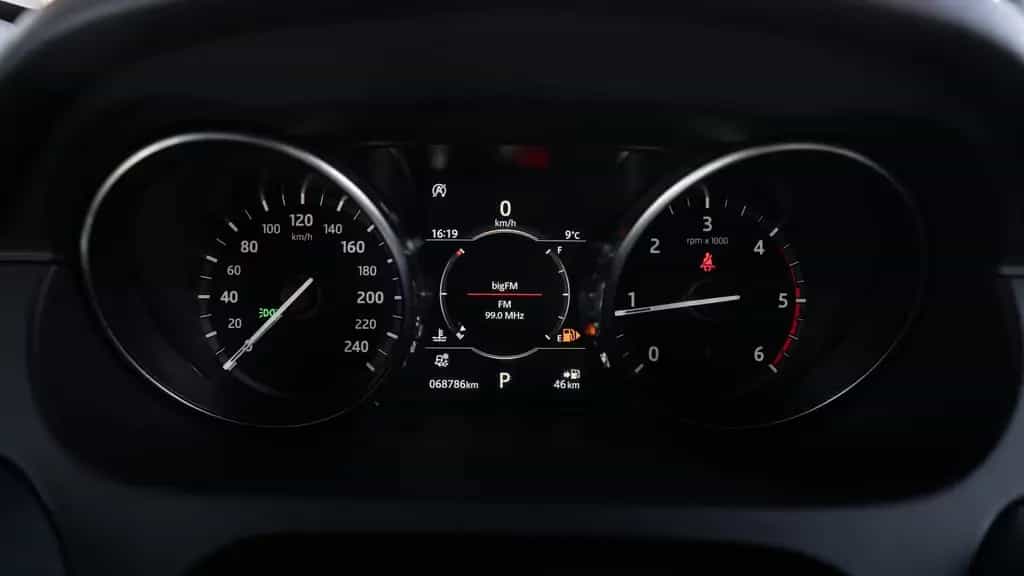 Land Rover Discovery Sport 4x4*TÜV NEU*SPUR*NAVI*TEMPOMAT* 08/2019-photo-20