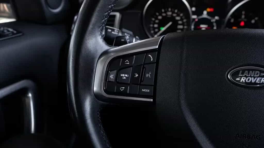 Land Rover Discovery Sport 4x4*TÜV NEU*SPUR*NAVI*TEMPOMAT* 08/2019-photo-21