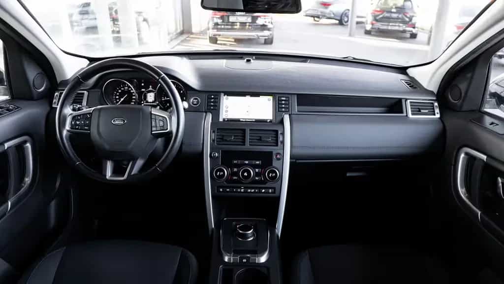 Land Rover Discovery Sport 4x4*TÜV NEU*SPUR*NAVI*TEMPOMAT* 08/2019-photo-7