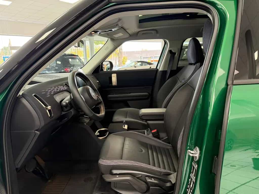 MINI Cooper S Countryman ALL4 Classic Trim*HUD*KEYL* 05/2024-photo-9