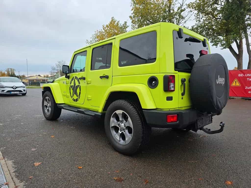 Jeep Wrangler Unlimited Sahara 2.8 CRD AUTOM. 5-TÜRİG 01/2017-photo-17