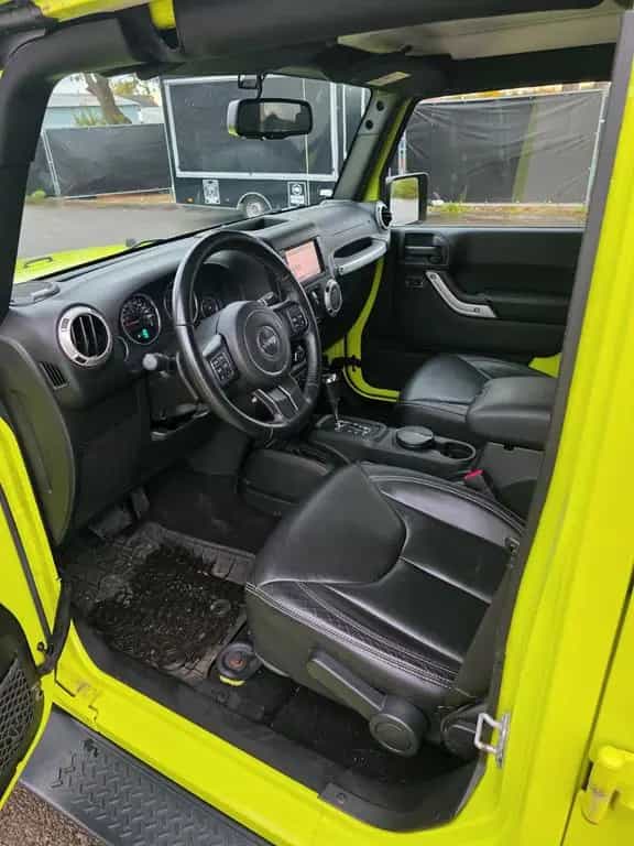 Jeep Wrangler Unlimited Sahara 2.8 CRD AUTOM. 5-TÜRİG 01/2017-photo-24