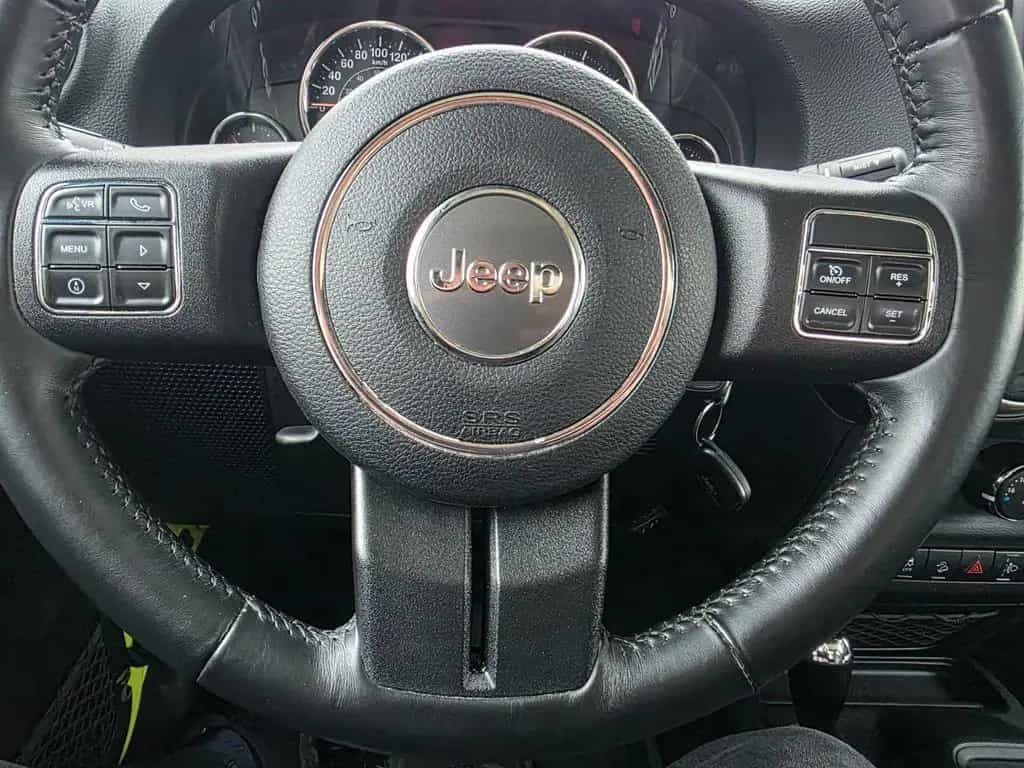 Jeep Wrangler Unlimited Sahara 2.8 CRD AUTOM. 5-TÜRİG 01/2017-photo-29