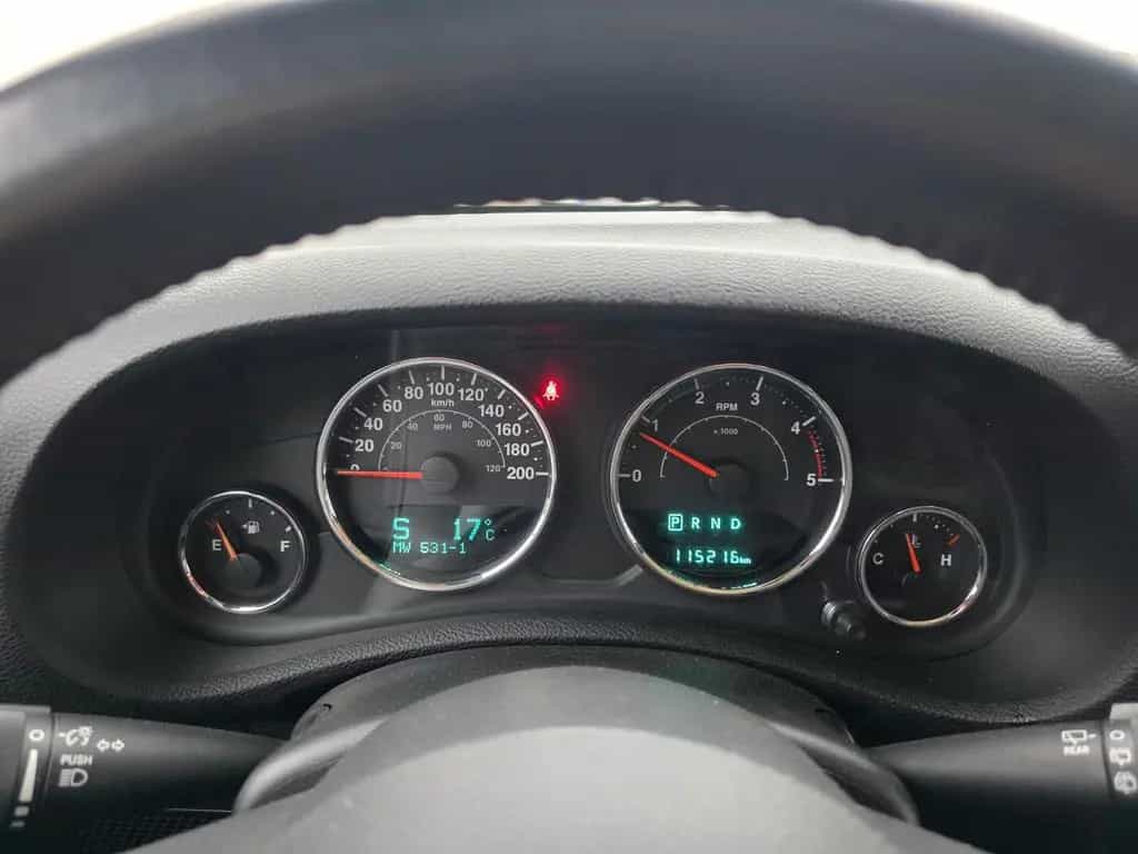 Jeep Wrangler Unlimited Sahara 2.8 CRD AUTOM. 5-TÜRİG 01/2017-photo-30