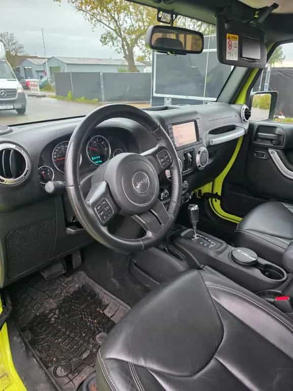 Jeep Wrangler Unlimited Sahara 2.8 CRD AUTOM. 5-TÜRİG 01/2017-photo-31