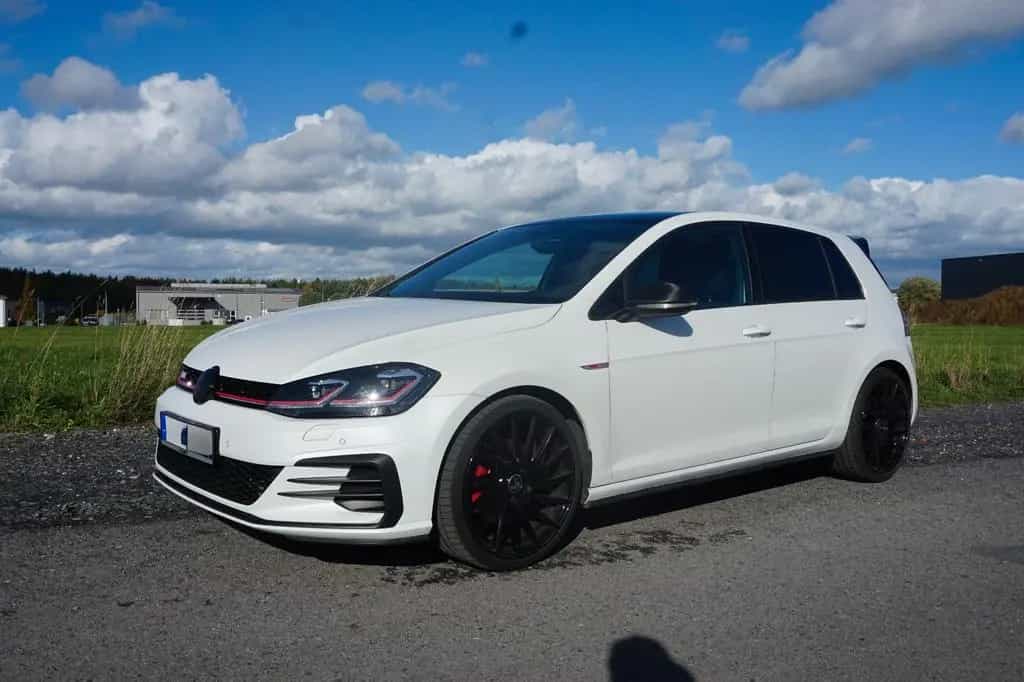 Volkswagen Golf 2.0 TSI DSG GTI 04/2017-photo-0