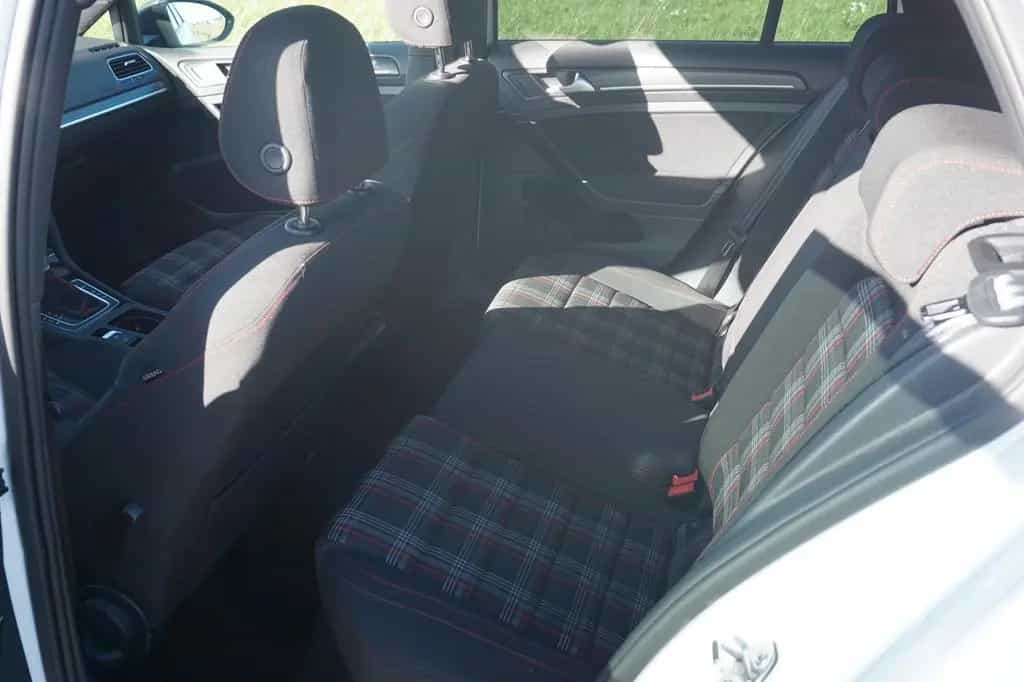 Volkswagen Golf 2.0 TSI DSG GTI 04/2017-photo-16