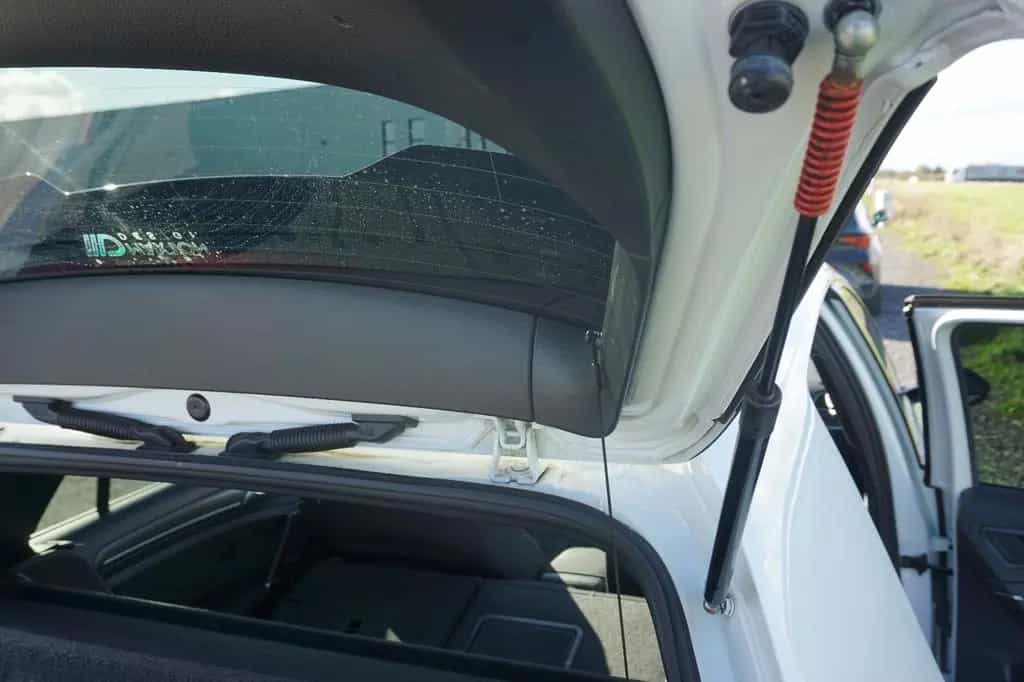 Volkswagen Golf 2.0 TSI DSG GTI 04/2017-photo-18