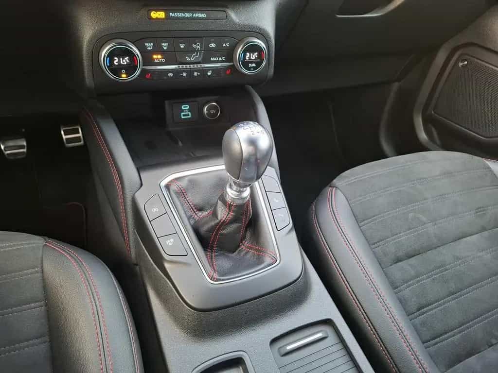 Ford Kuga 1.5 Eco Boost ST-Line X 07/2020-photo-27