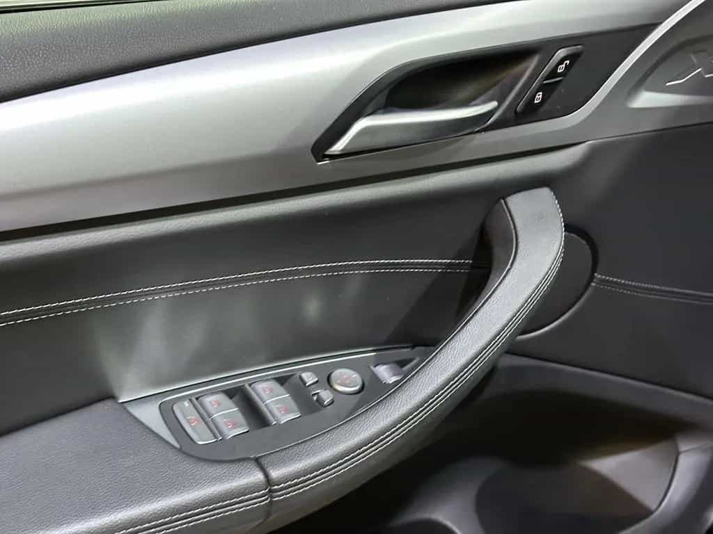 BMW X3 xDrive30i*Advantage*SHZ*ACC*360.Cam*Navi*LED 05/2021-photo-9