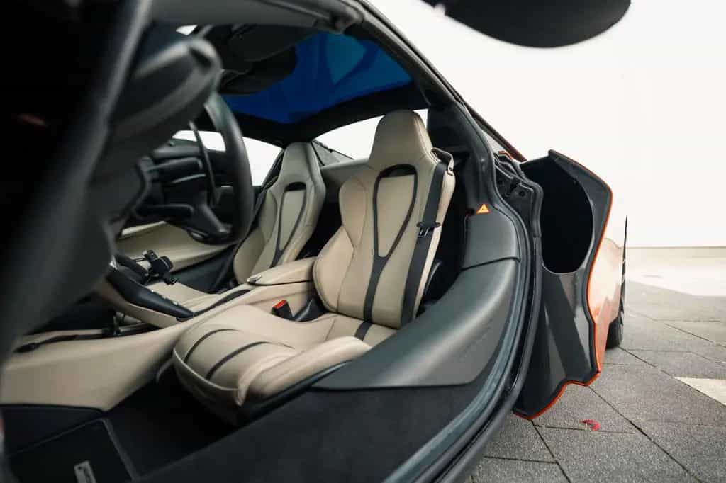McLaren 720S Spider//FULL MSO//GLASS ROOF//360-CAM.//B&W 07/2019-photo-9