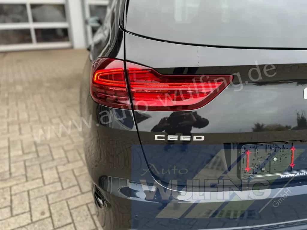 Kia Ceed Sportswagon 1.5T-GDI DCT Vision Kamera Nav 01/2025-photo-9
