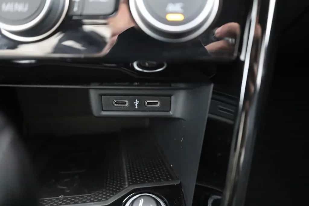 Volkswagen T-Roc R 2.0 TSI DSG 4Motion LED Navi ACC DAB 04/2021-photo-12