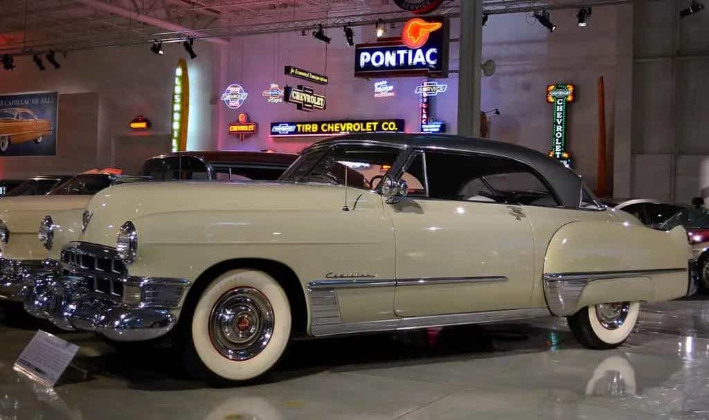Cadillac Coupe DeVille 1949 11/1949-photo-3