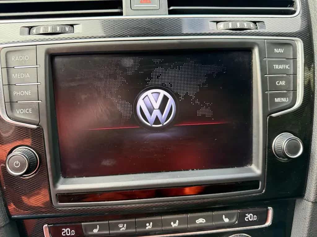 Volkswagen Golf VII Lim. GTI Performance/LEDER/ACC/DAB/VOLL 09/2015-photo-16