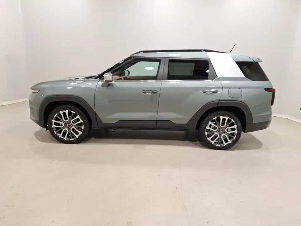 Ssangyong Torres 1.5 T Forest Edition AT LED|ACC|4xSHZ|NAV 08/2023-photo-2