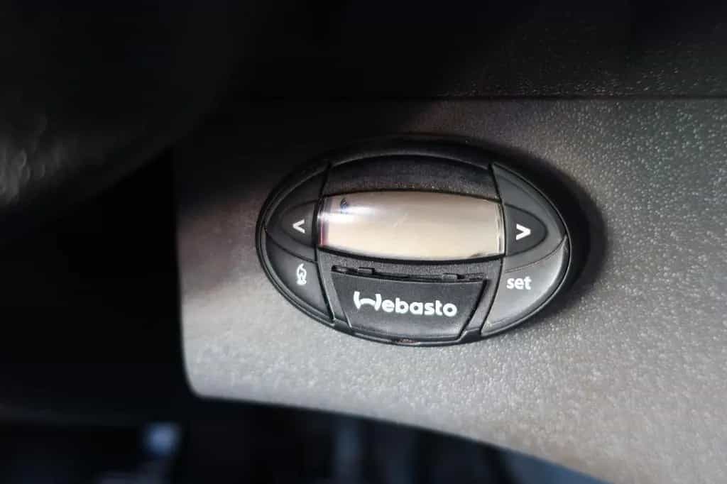 Iveco Daily Pritsche Plane 35S13 2. Hand/ SHZ / FN:246 12/2012-photo-16