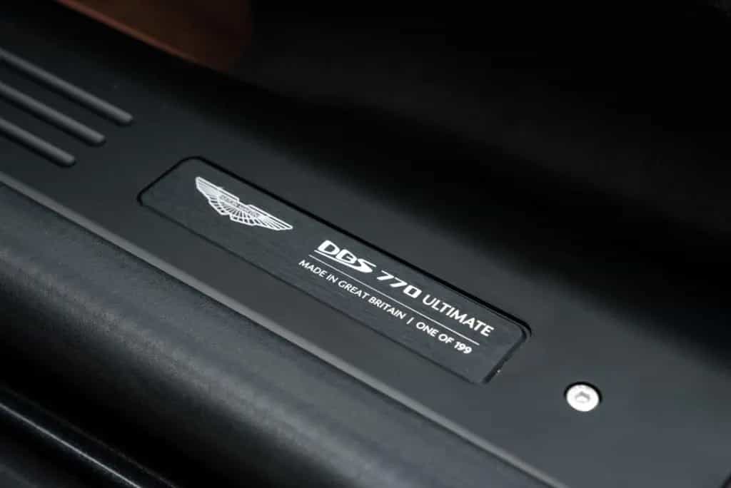 Aston Martin DBS 770 Ultimate Volante 1 OF 199/CARBON/BUCKET 07/2023-photo-15