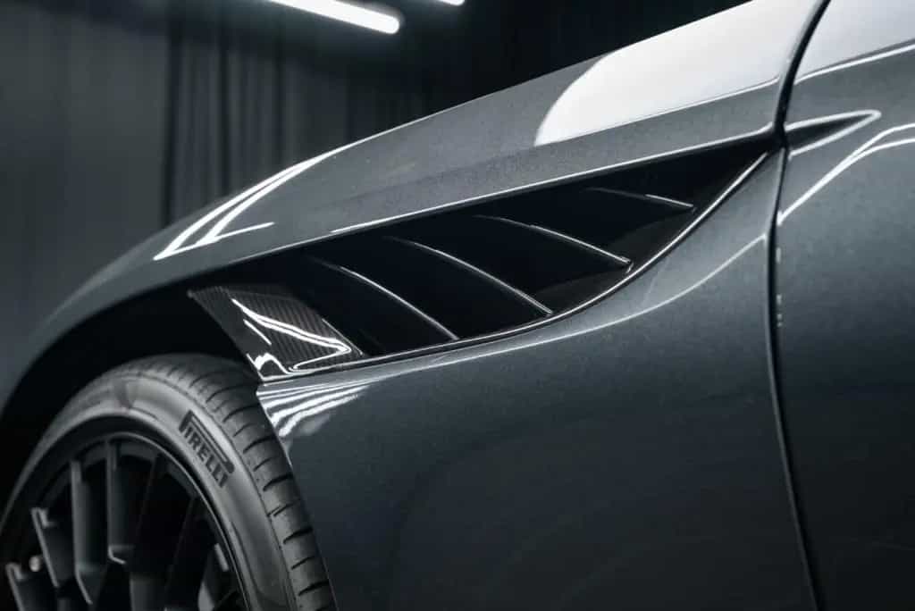 Aston Martin DBS 770 Ultimate Volante 1 OF 199/CARBON/BUCKET 07/2023-photo-16
