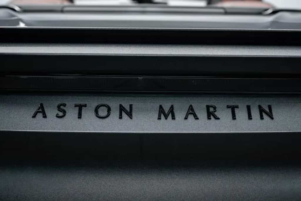 Aston Martin DBS 770 Ultimate Volante 1 OF 199/CARBON/BUCKET 07/2023-photo-17