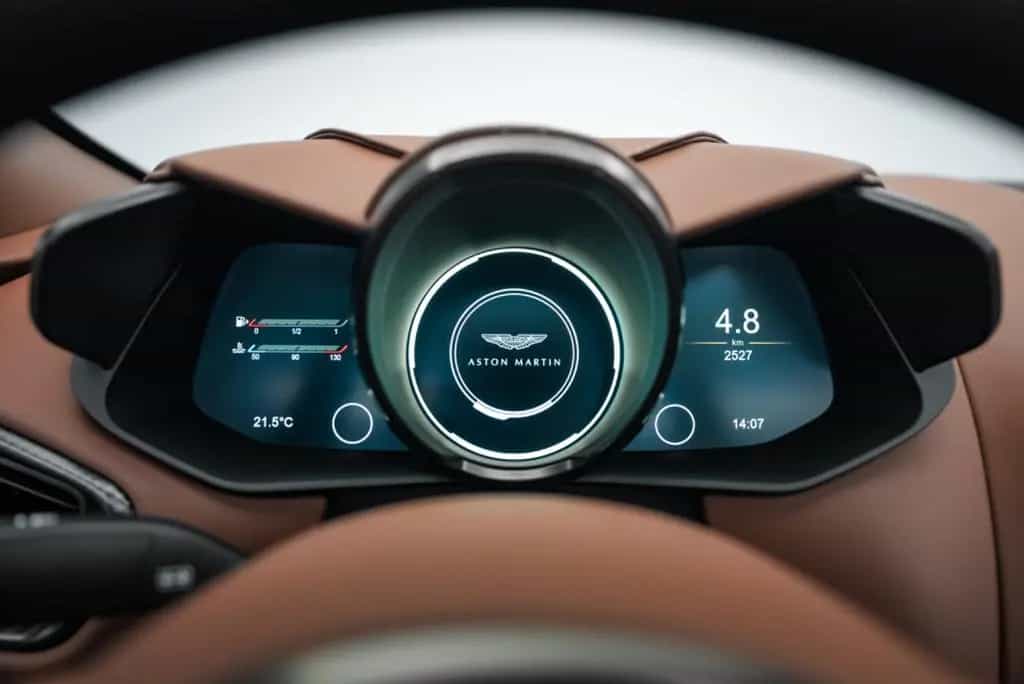 Aston Martin DBS 770 Ultimate Volante 1 OF 199/CARBON/BUCKET 07/2023-photo-24