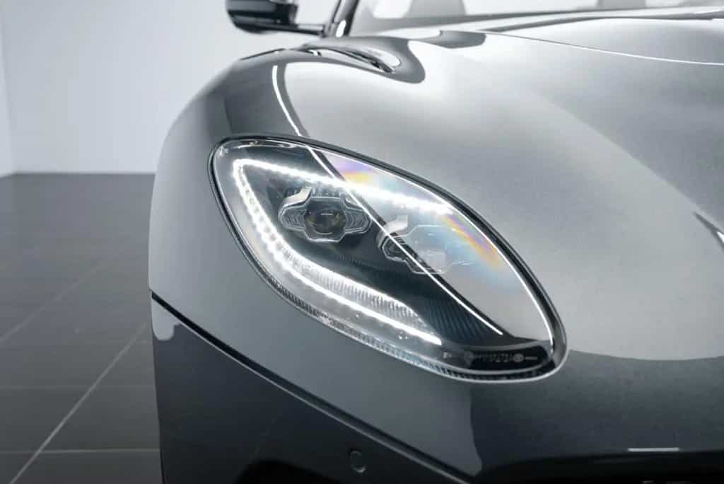 Aston Martin DBS 770 Ultimate Volante 1 OF 199/CARBON/BUCKET 07/2023-photo-6