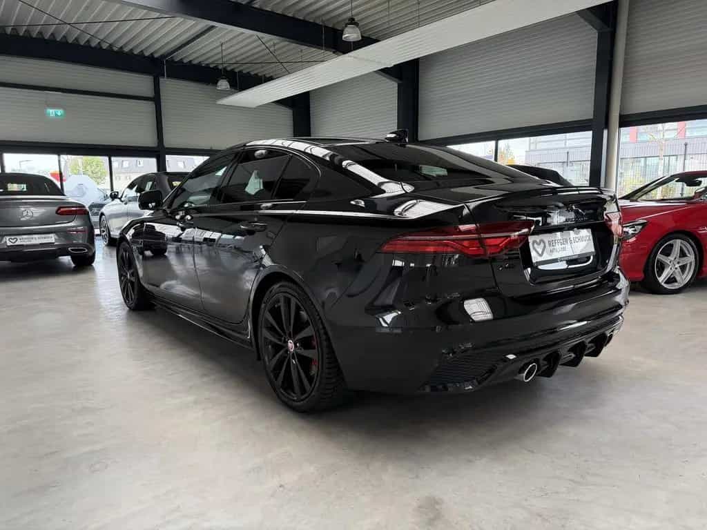 Jaguar XE R-DYNAMIC BLACK LEDER+NAV+MERIDIAN+VIRTUAL+AC 03/2021-photo-25