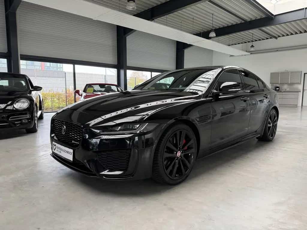 Jaguar XE R-DYNAMIC BLACK LEDER+NAV+MERIDIAN+VIRTUAL+AC 03/2021-photo-6