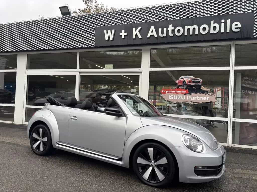 Volkswagen Beetle 1.8 Cabrio Automatik Design Edition 08/2014-photo-0