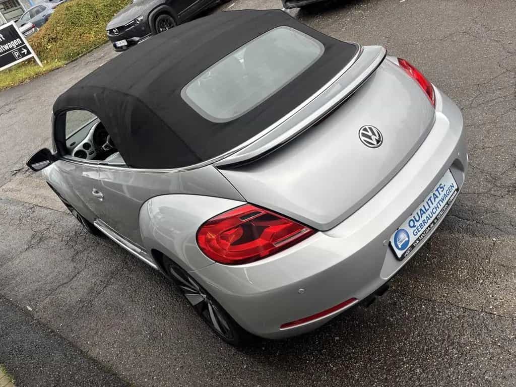 Volkswagen Beetle 1.8 Cabrio Automatik Design Edition 08/2014-photo-17