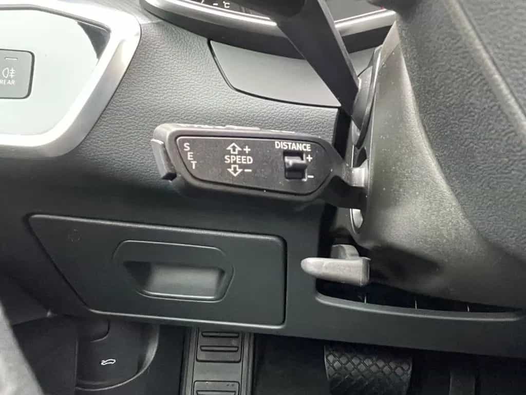 Audi A6 Avant 40 TDI quattro Matrix Pano Kamera AHK 03/2022-photo-24