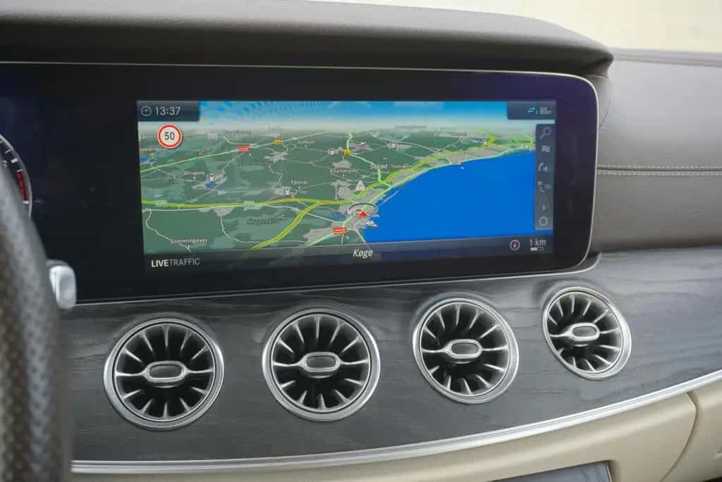 Mercedes-Benz E-Class 3,0I 4Matic Adaptive AMG-Line Aut. 06/2017-photo-11