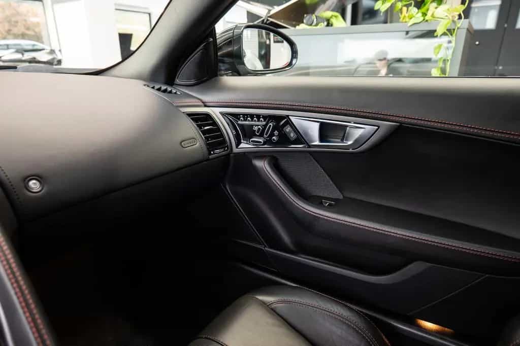 Jaguar F-Type Coupe R/AWD/V8/Bluetooth/Bi-xenon 11/2014-photo-13