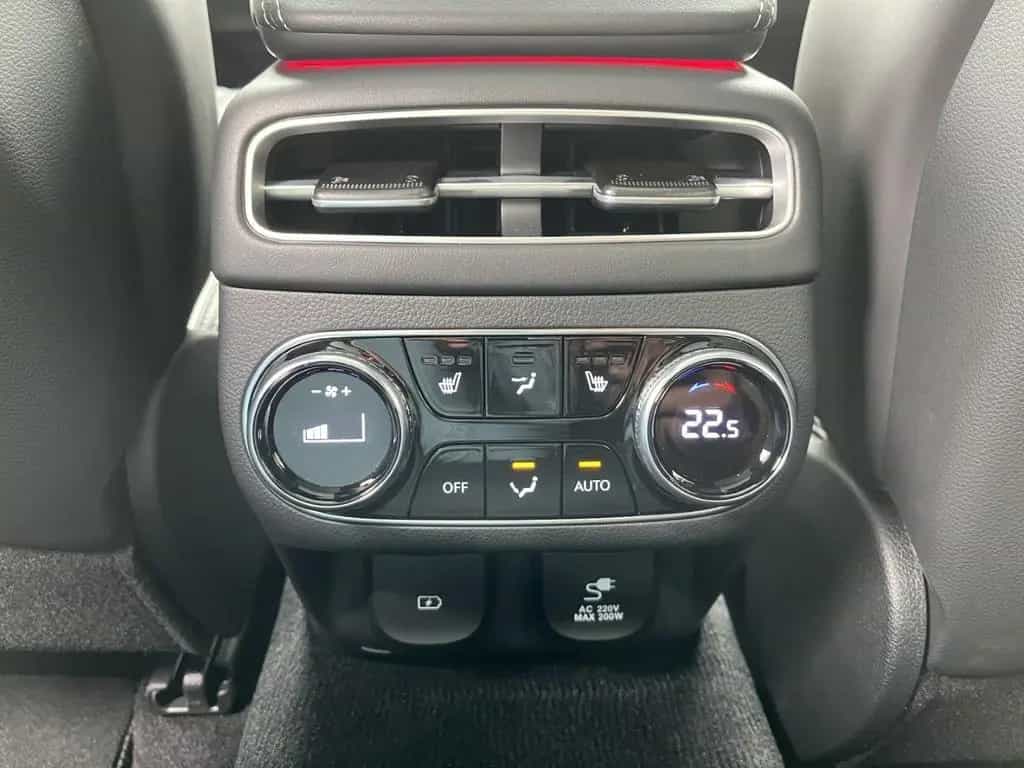 Genesis GV70 2.5 T Sport *ALLRAD*PANO*LED*CAM*NAVI* 11/2024-photo-24
