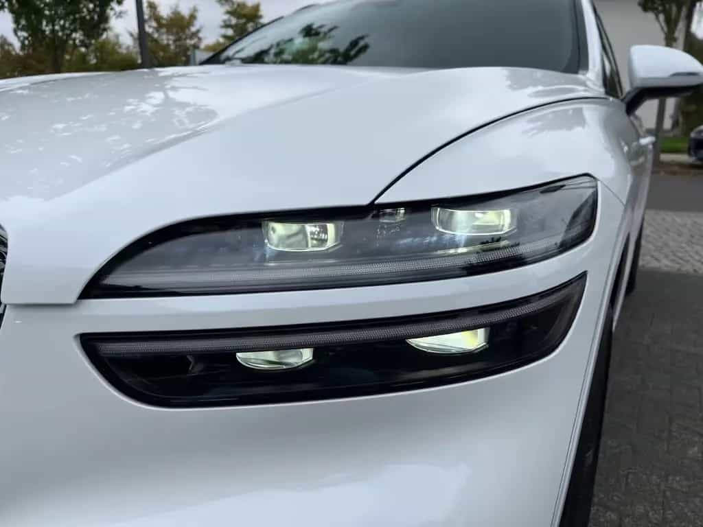 Genesis GV70 2.5 T Sport *ALLRAD*PANO*LED*CAM*NAVI* 11/2024-photo-4