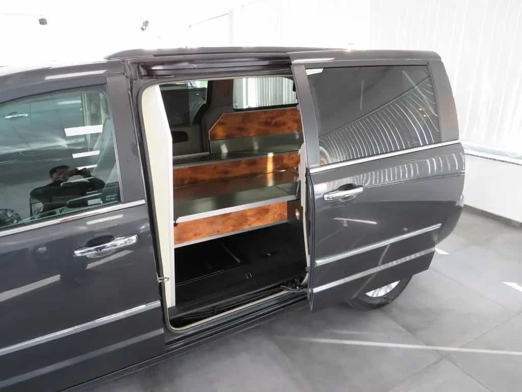 Lancia Voyager Hartung Bestattungswagen / Leichenwagen 12/2012-photo-13