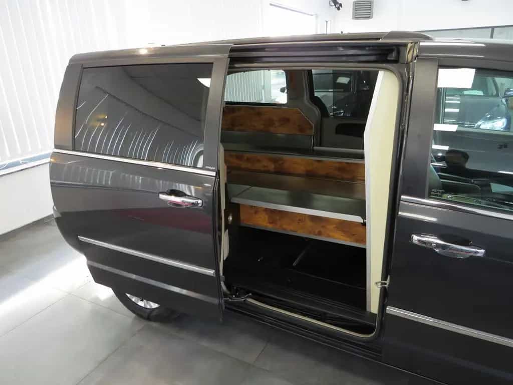 Lancia Voyager Hartung Bestattungswagen / Leichenwagen 12/2012-photo-14