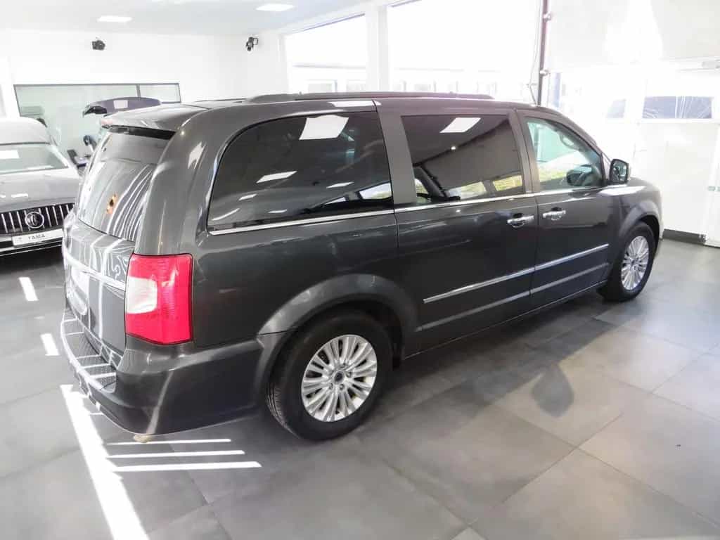Lancia Voyager Hartung Bestattungswagen / Leichenwagen 12/2012-photo-2