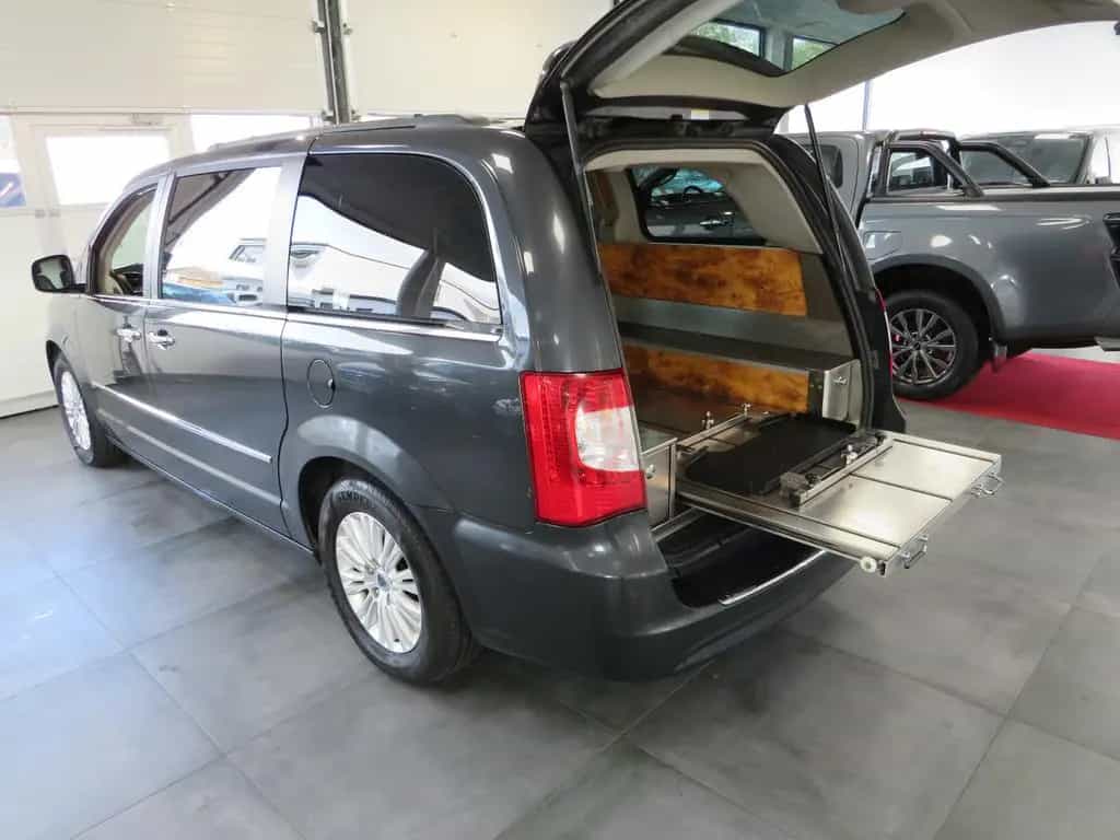 Lancia Voyager Hartung Bestattungswagen / Leichenwagen 12/2012-photo-23