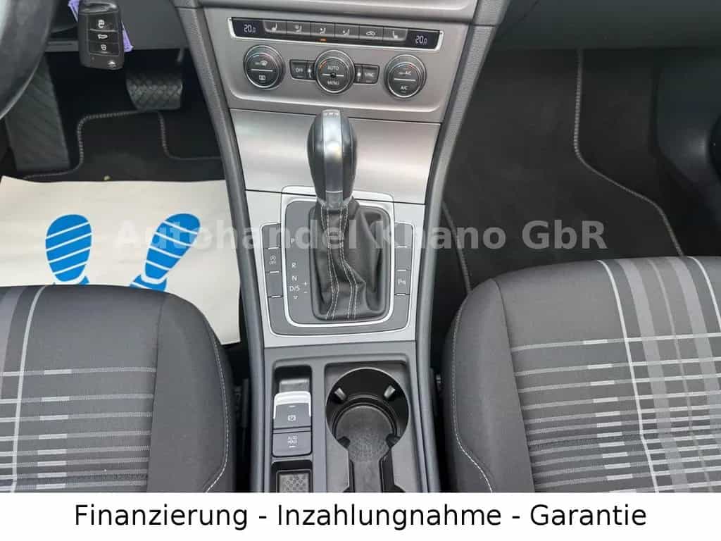 Volkswagen Golf VII Variant Lounge BMT AUTOMATIK-1.HAND 04/2015-photo-13
