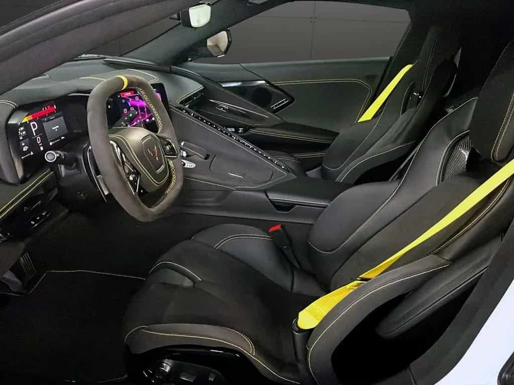 Corvette C8 Stingray 3 LT | Coupe | Lift | Competition | 09/2025-photo-5